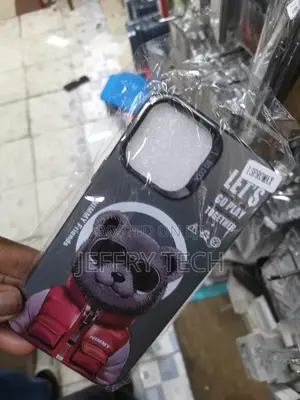 iPhone 13 Pro Max Nimmy Back Cover With Real Chain Design