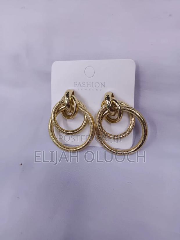 Fashion Earings - main view