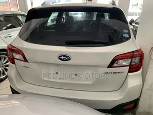 Subaru Outback 2.5i Limited AWD 2017 White