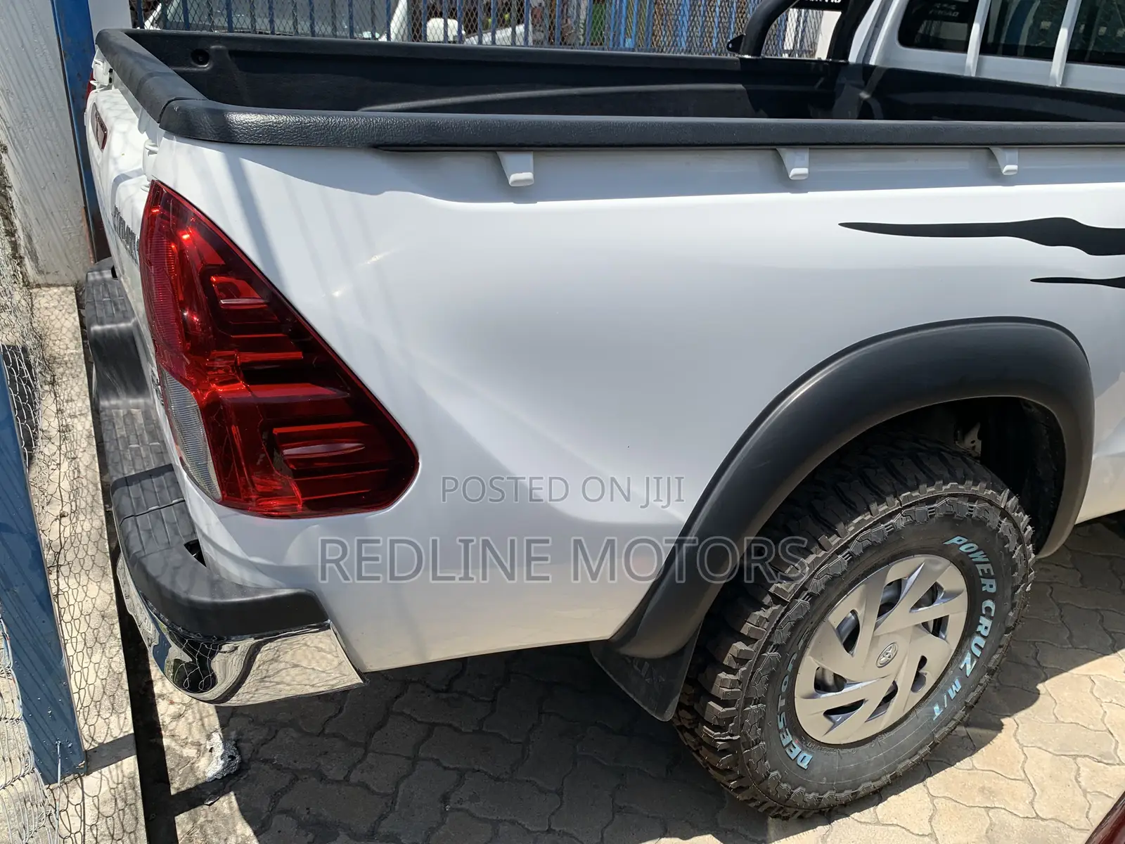 Toyota Hilux 2017 White