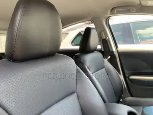 Honda Vezel 1.5 Hybrid 4WD 2017 Blue