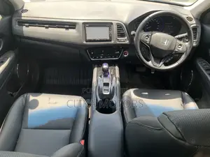 Honda Vezel 1.5 Hybrid 4WD 2017 Blue