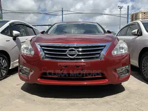 Nissan Teana 2017 Red