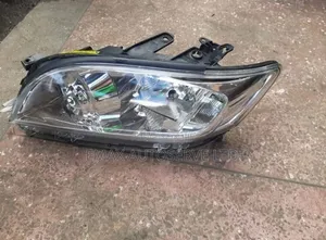Headlight Vanguard Xenon