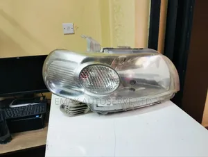 Headlight Porte 2008 Non Xenon