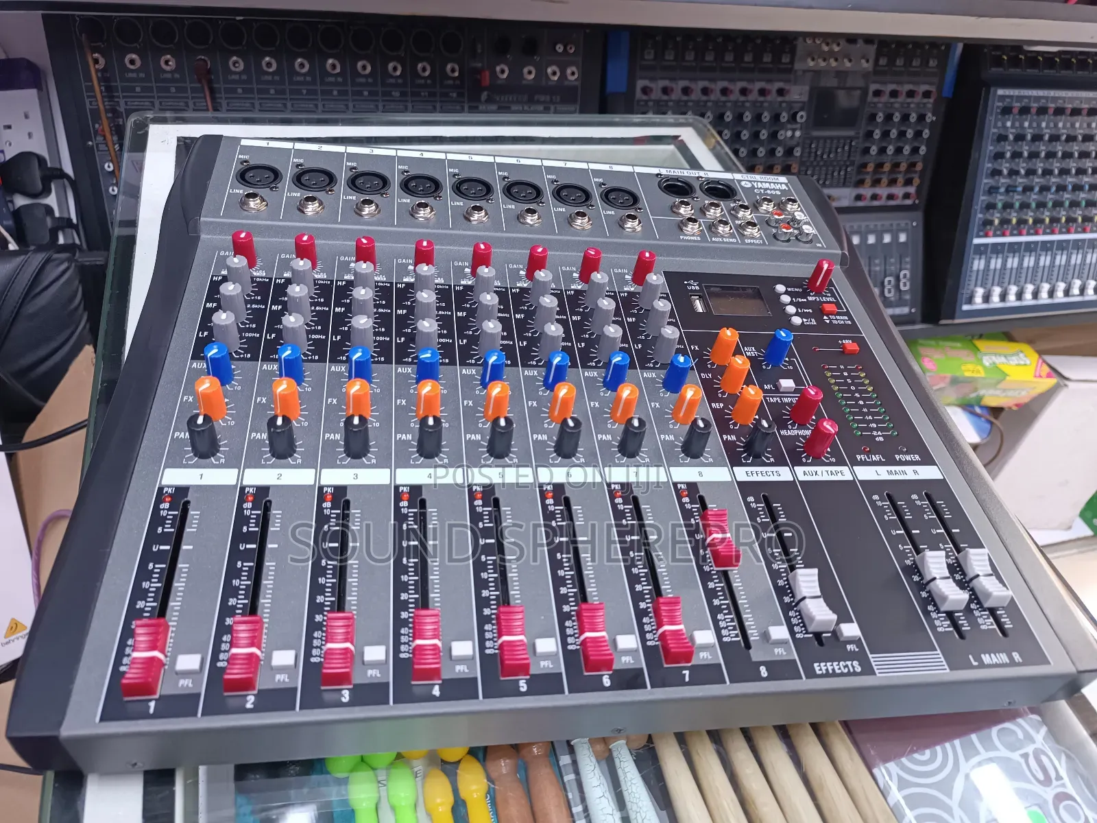 CT-8 8 Channel Plain Mixer