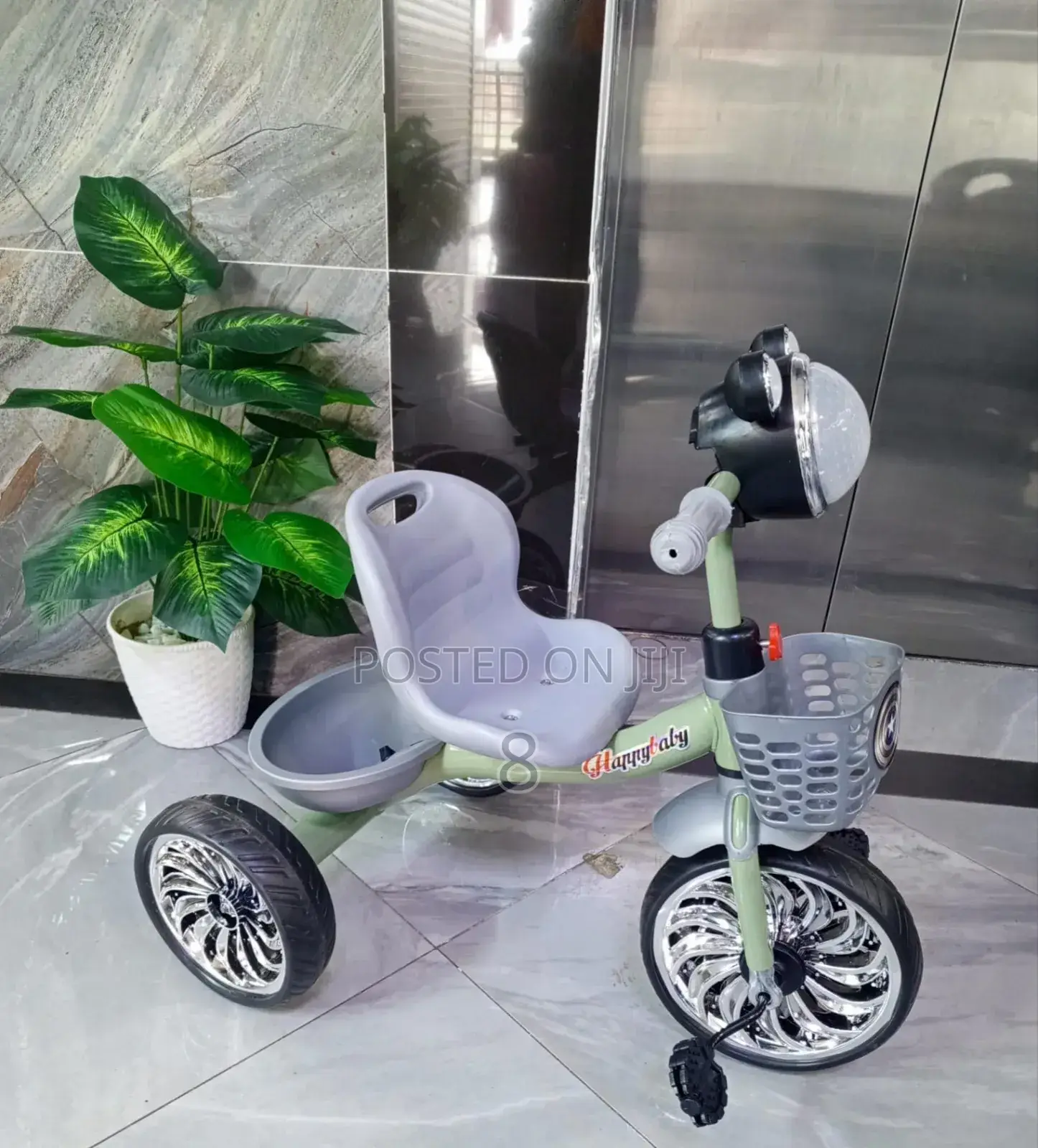 Kids Tricycle With Flashing Lights – Safe, Stylish Fun