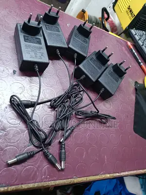 26v/21v Cordless Charger