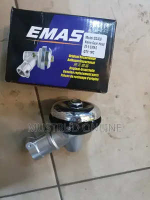 Gasoline Brush Cutter, Gear Head
