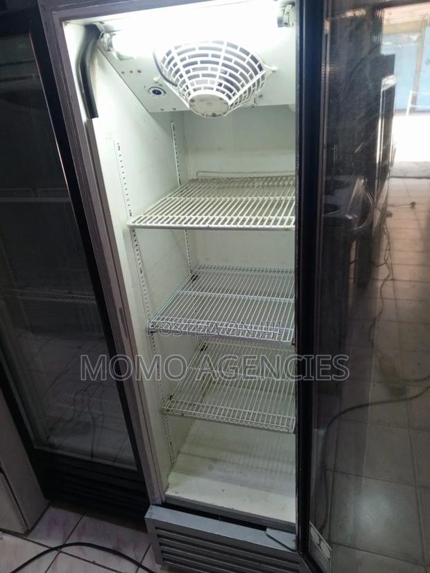 Medium Size Display Fridge 300l - thumbnail 2