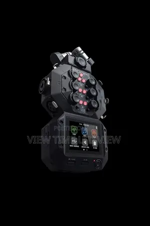 Zoom H8 12-track Portable Recorder
