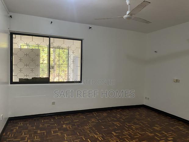 3bdrm Bungalow in Nyali for rent - thumbnail 7