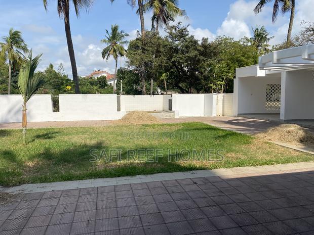 3bdrm Bungalow in Nyali for rent - thumbnail 19