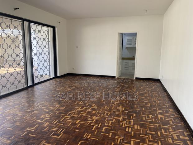 3bdrm Bungalow in Nyali for rent - thumbnail 14