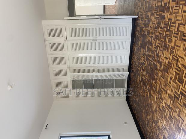 3bdrm Bungalow in Nyali for rent - thumbnail 15