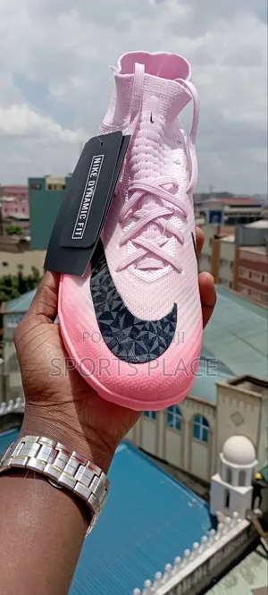 Air Zoom Mad Brilliance Nike Mercurial Football Trainers