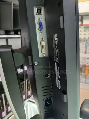 Dell P2212hb