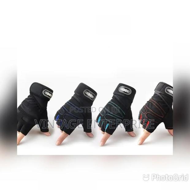 Half Finger GYM/Cycling Gloves