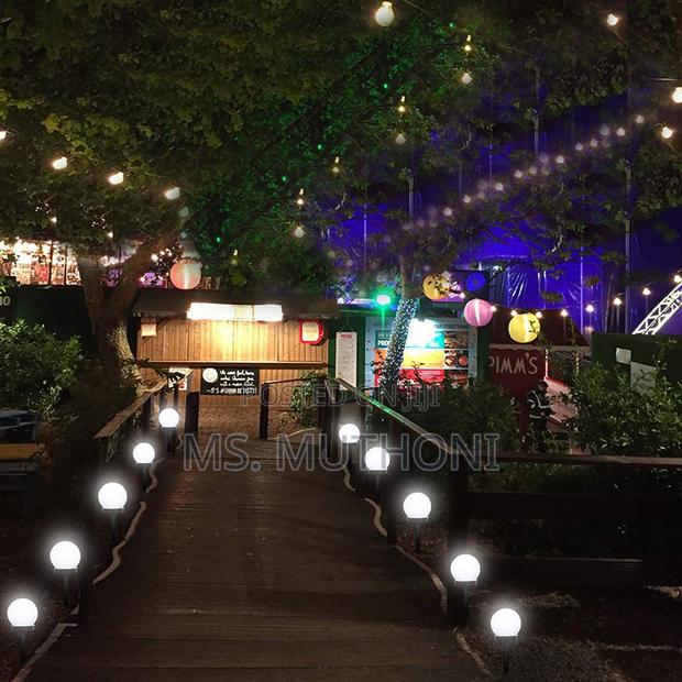 6 Pieces Outdoor Ball Solar Light - thumbnail 4