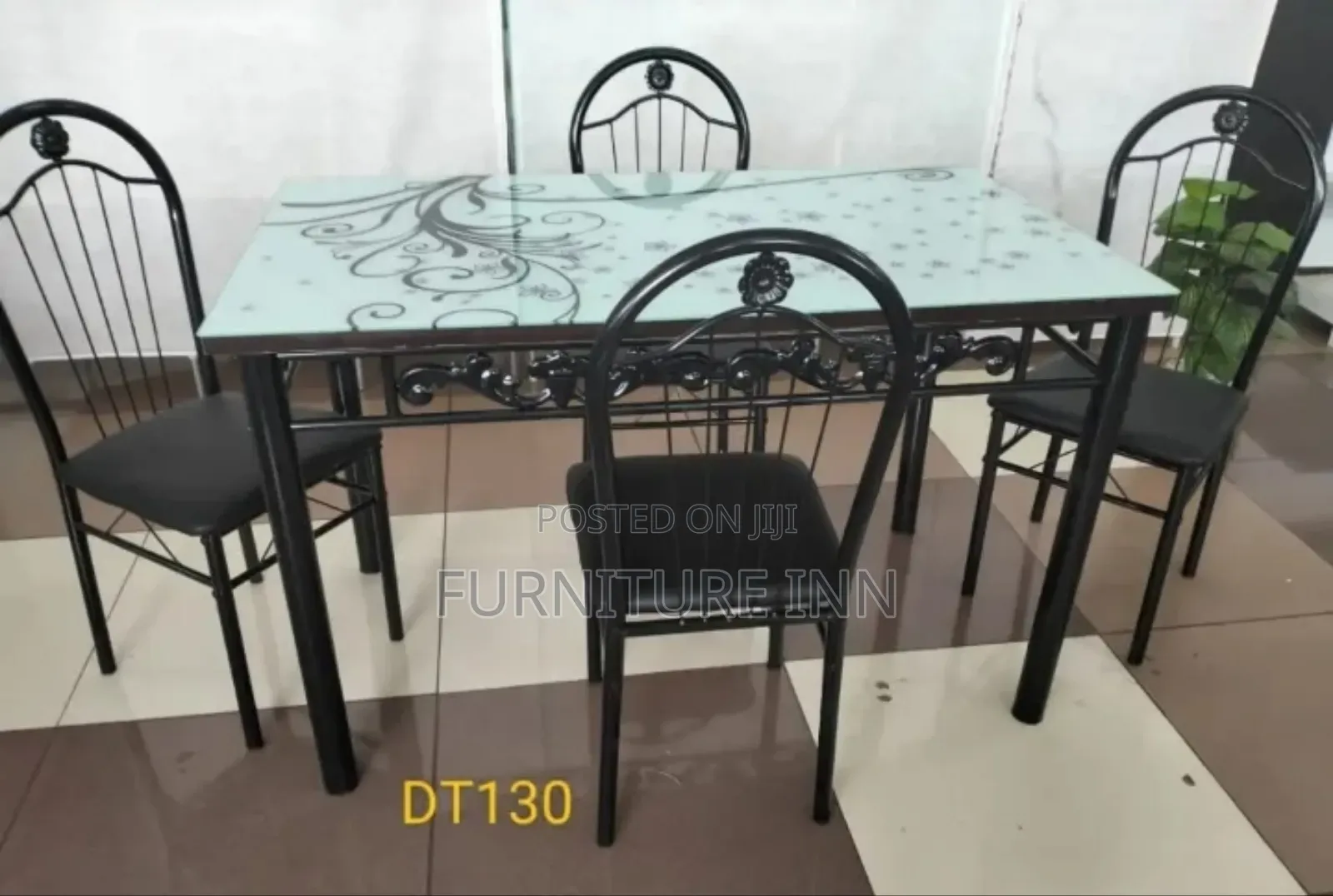 Four Seater Dinning Set