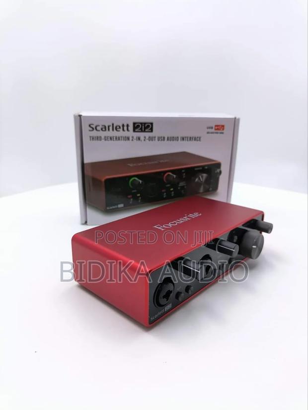 Focusrite Scarlett 2i2 Soundcard 3rd - thumbnail 2
