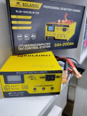 Vehicle Battery Trickle Charger. 12 / 24 Volts