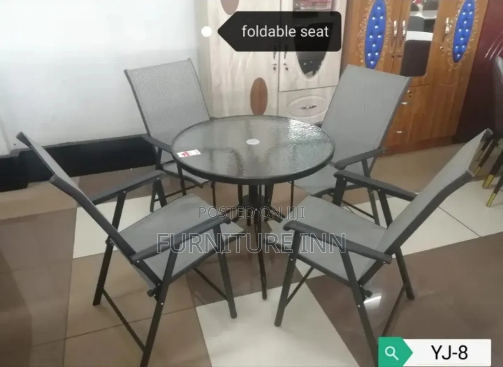 Fordable Seats and Round Table Set