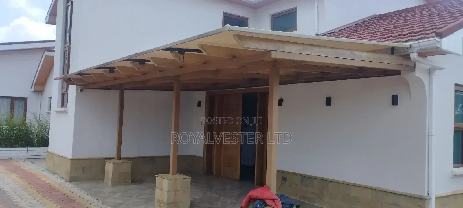 Pergolla Roof.