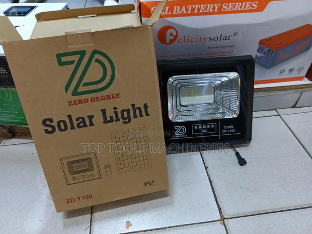 ZD Solar Flood Light 100watts - thumbnail 2