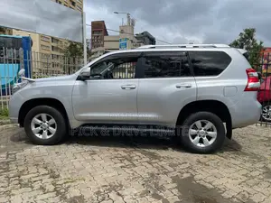 Toyota Land Cruiser Prado 2.7 VVT-i 2016 Silver