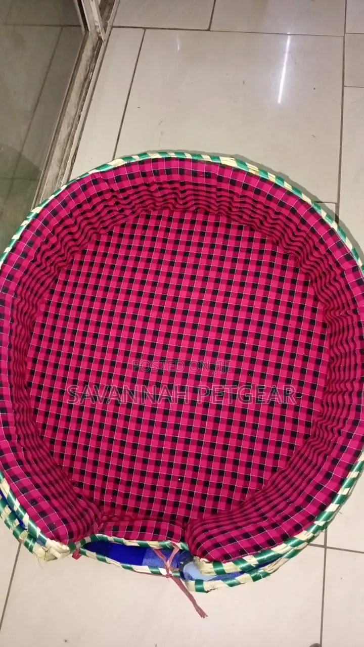 Maroon Checkered Masai Cloth Wicker Dog Bed - Size 26"