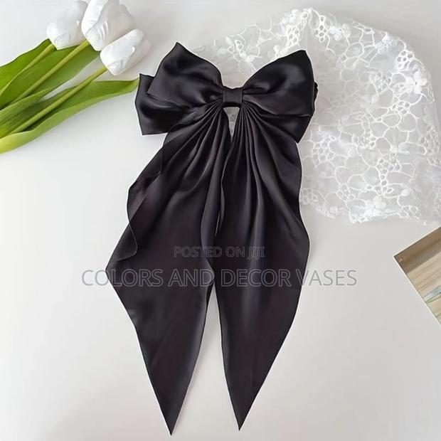 Black Hair Bow - thumbnail 3