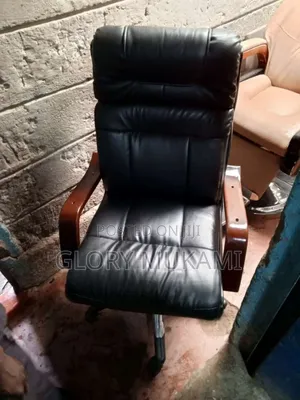 Executive Office Chair