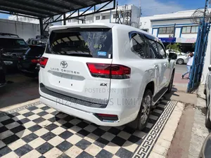 New Toyota Land Cruiser 2023 White