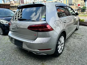 Volkswagen Golf TSI S 4-Door FWD 2017 Gray