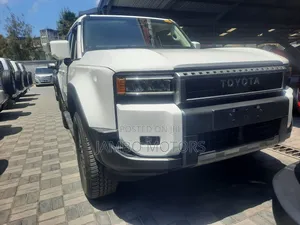 Toyota Land Cruiser Prado 2024 White
