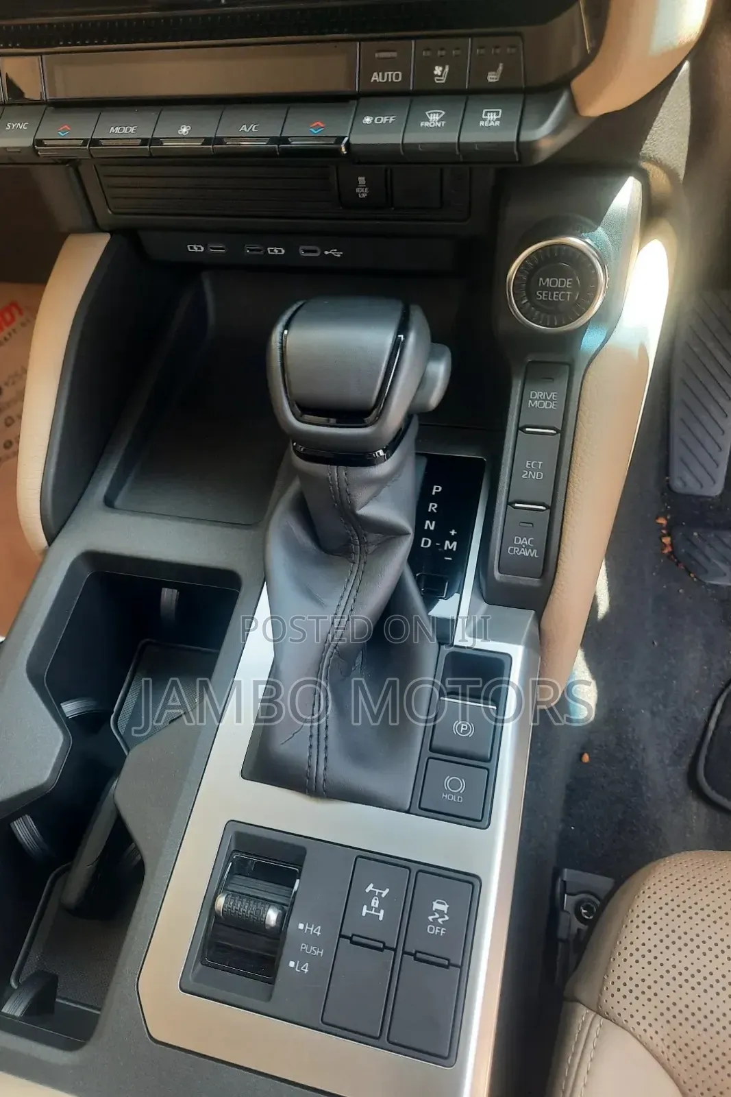 Toyota Land Cruiser Prado 2024 White