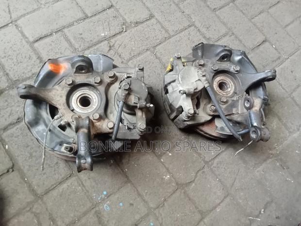 Auris/Vanguard Front Wheel Hub