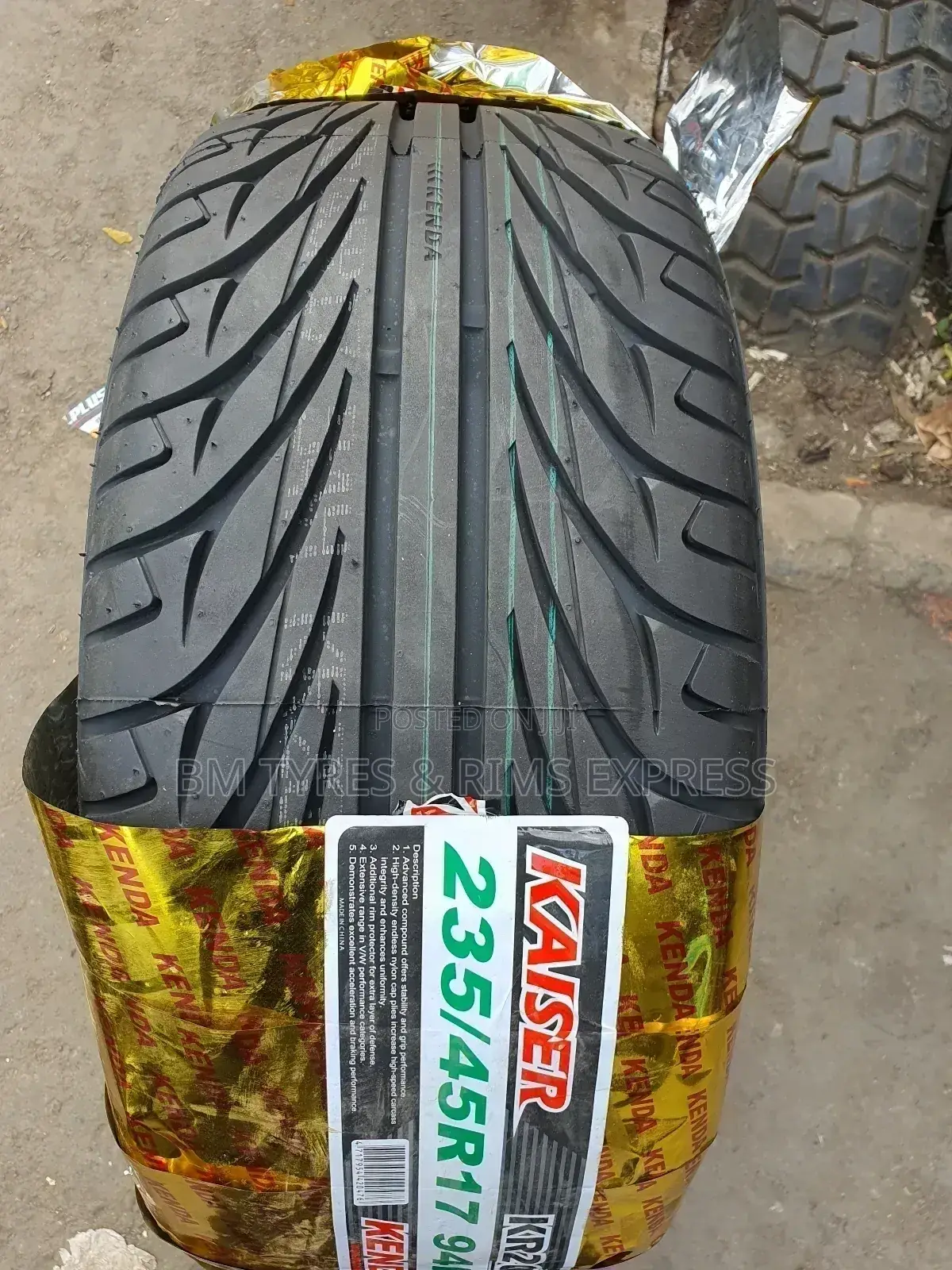 235 /45 R17 Kenda
