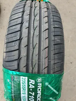 235 /55 R19 Roadcruza.