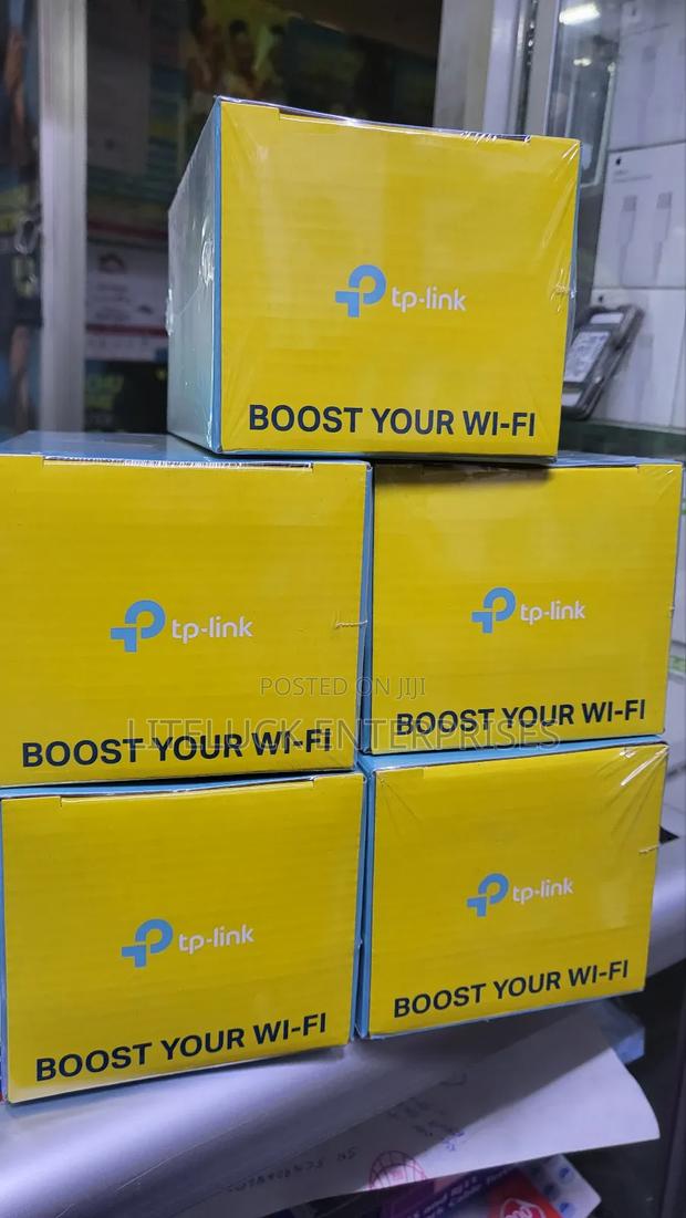 Wifi Extender/ Booster - main view