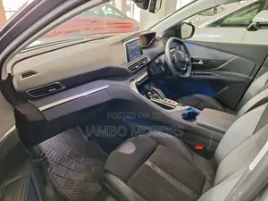 Peugeot 3008 2018 Silver