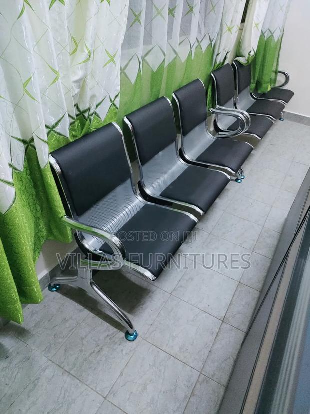 3 Seater Link Chair