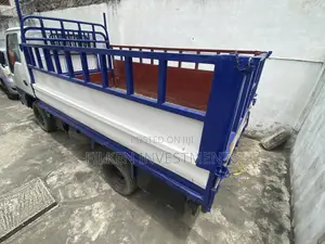 Isuzu Canter Pick Up