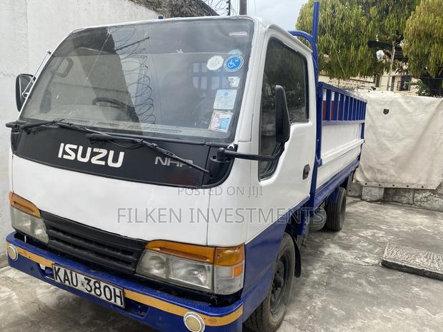 Isuzu Canter Pick Up
