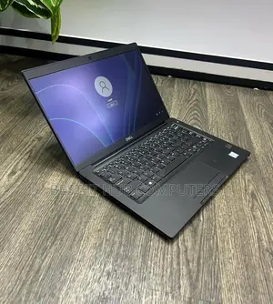 Laptop Dell Latitude 7390 8GB Intel Core i7 SSD 256GB