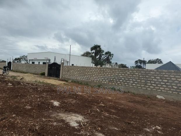 Galukinondo Prime Quarter Acre Plot - thumbnail 6