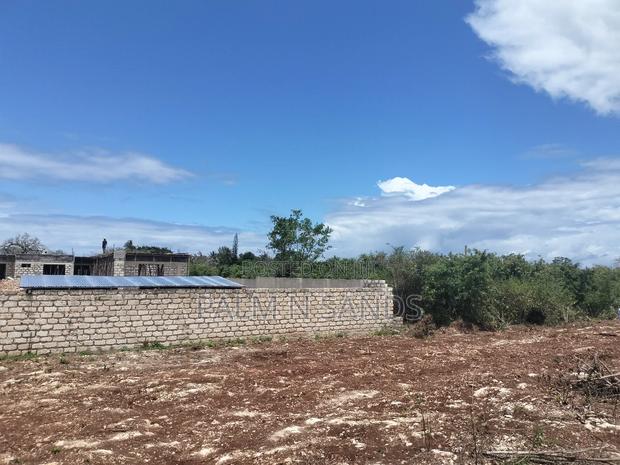 Galukinondo Prime Quarter Acre Plot - thumbnail 9