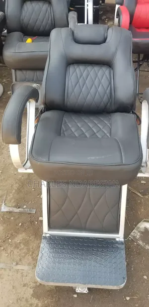 Universal Kinyozi Chair