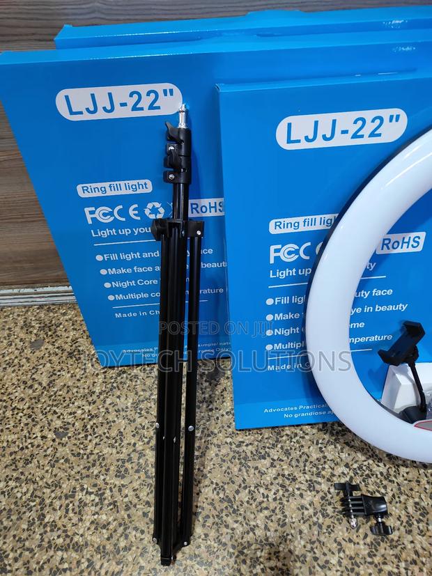 22 Inch Professional LED Ring Light With Remote Tripod.